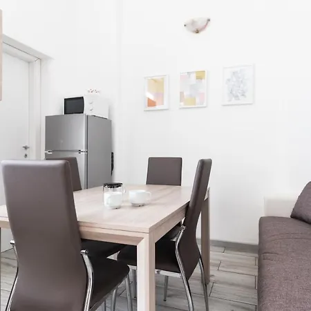 Italianway - Populonia 2 * Milan
